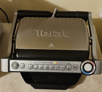 Nabízím elektrický gril Tefal s pamětami a kvalitním grilování.